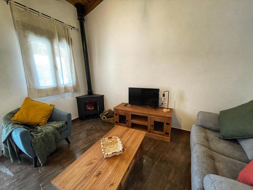 Apartamentos Dona Jimena Del Ambroz 4 Estrellas Complejo Unico En El Centro Del Pueblo - Piscina Ya Abierta Hervas Ngoại thất bức ảnh