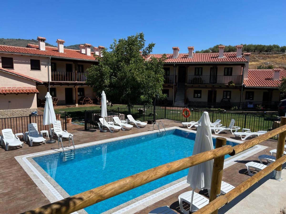 Apartamentos Dona Jimena Del Ambroz 4 Estrellas Complejo Unico En El Centro Del Pueblo - Piscina Ya Abierta Hervas Ngoại thất bức ảnh